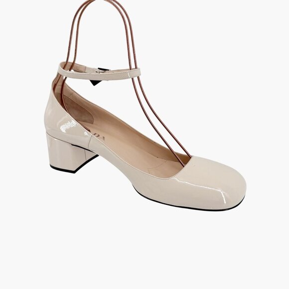 Prada Decolette Triangle Logo Mary Jane Pumps Size 40 US 10 Beige White Low Heel - Picture 13 of 14